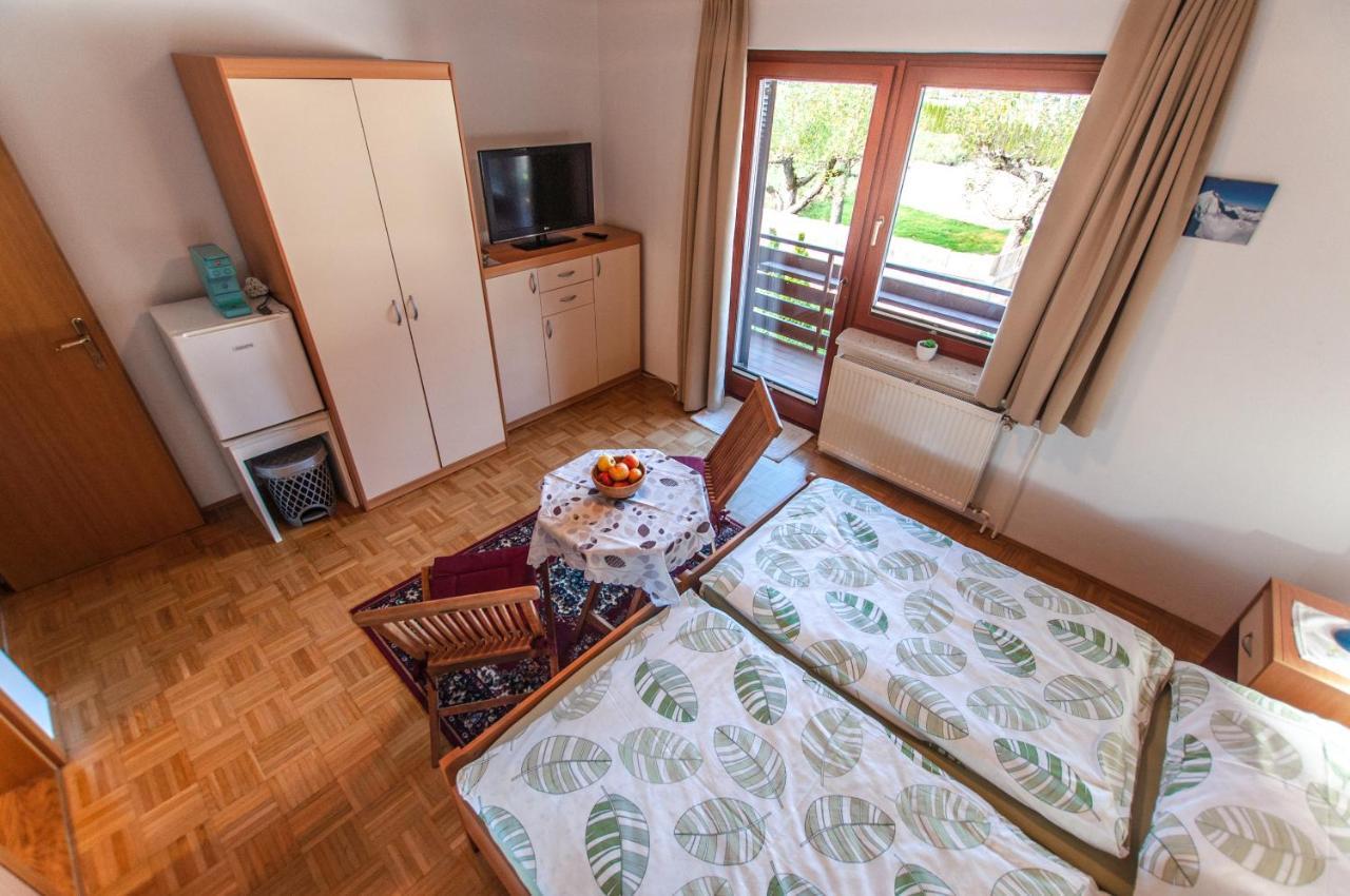 Guest House Alenka Bohinj Extérieur photo
