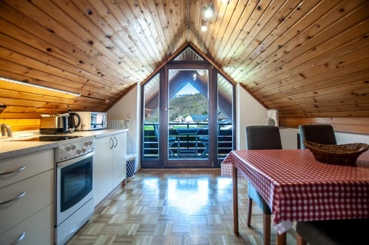 Guest House Alenka Bohinj Extérieur photo