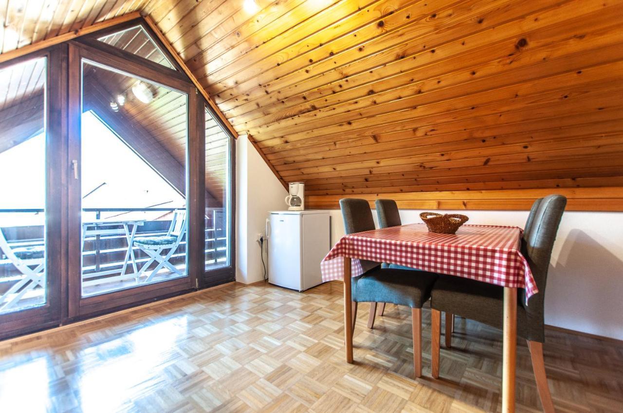 Guest House Alenka Bohinj Extérieur photo